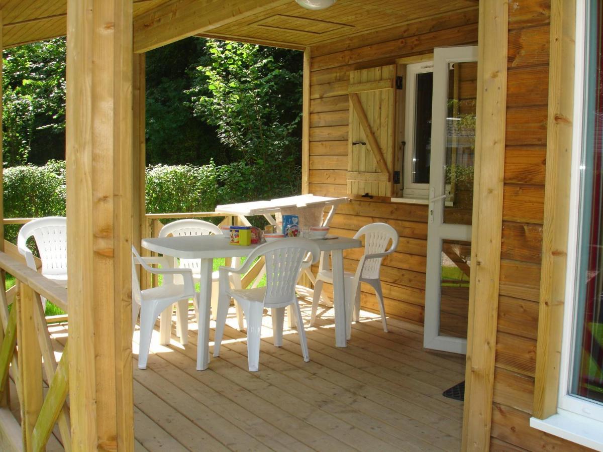 Camping Le Val De Trie Béhen Exteriér fotografie