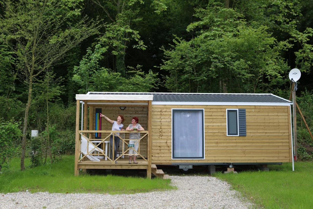 Camping Le Val De Trie Béhen Exteriér fotografie